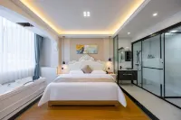 Xiqiao Yunchen Hotel (Daocheng Yading Scenic Area)