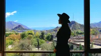 Shangri-La Hotel, Lhasa - Mountain view