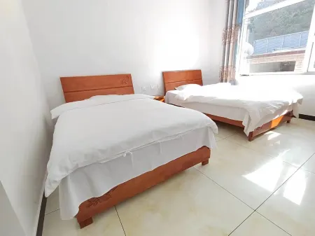 Luanping Jianguo Farm Stay