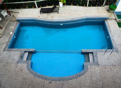 White Pearl Suites by Rosetum