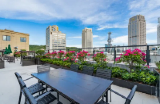 象往美宿酒店（情侶路海濱泳場店） 鄰近景山路的酒店