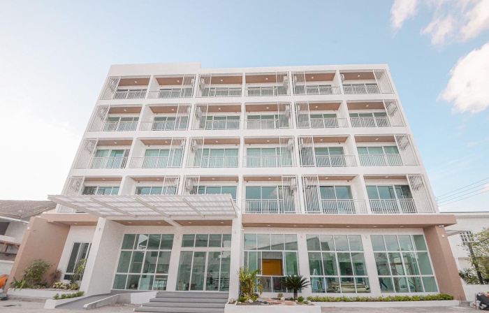 HOTEL AGNES