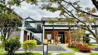Wuyuan Chenwai Muquan Hot Spring Homestay