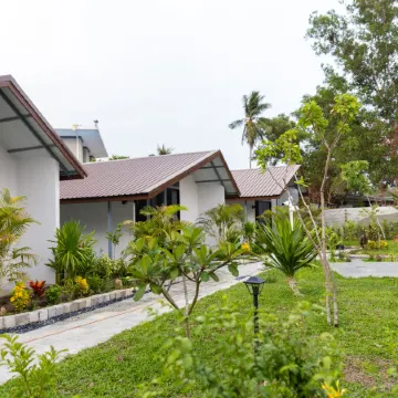 Rapina House Отели рядом с достопримечательностью «Пляж Май Кхао»