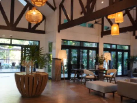 The Zen Villas Resort โรงแรมในลิปา