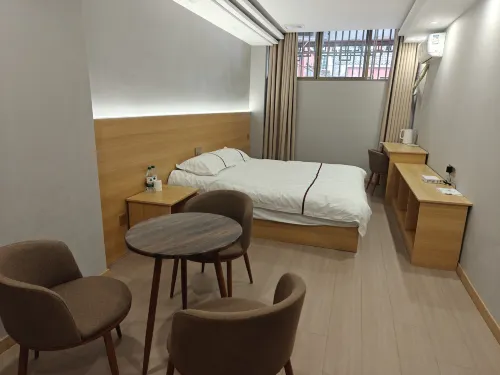 Yuanjing Hotel - Inns