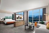 Hampton by Hilton Wuhan Jiangxia - Mountain view