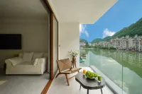 Slow Ferry MD Private Soup Aesthetic Villa (Zhenyuan Ancient City New Bridge Store) Hotel di Zhenyuan