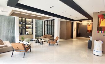 Yunzuo Starlight Hotel