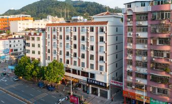 Elong R.YUN Hotel (Heyuan Longchuan)