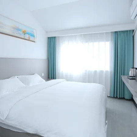 Lipan Homestay (Jiuxiang Bus Station)