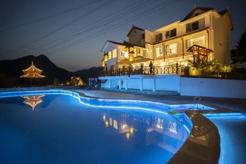 WuHe · Chunshan Luxury Lodge