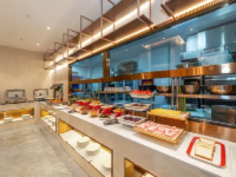 Rezen Hotel Burqin Hotels in Burqin