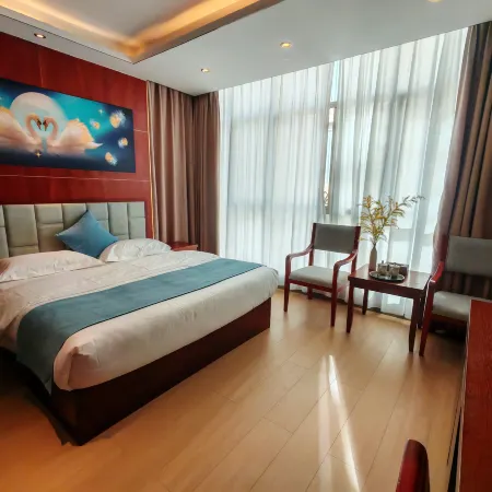 Fuxian Lake Yihu Spring Hotel
