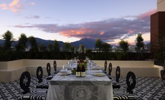 The Old Town of Lijiang Ferdinand Art Hotel