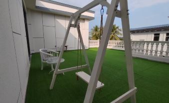 Huijing Homestay (Sanya Tropical Ocean University)