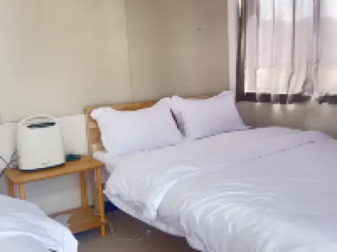 Xianqianxiang Hotel Hotels in Gertse
