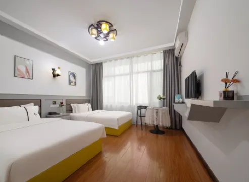 Zhangjiajie FuLuju Inn (Tianmenshan Cableway Branch)