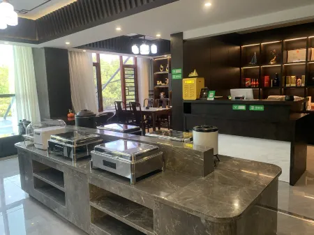 Linyue Hotel (Zhuzhou You Youzhou Park Railway Station)