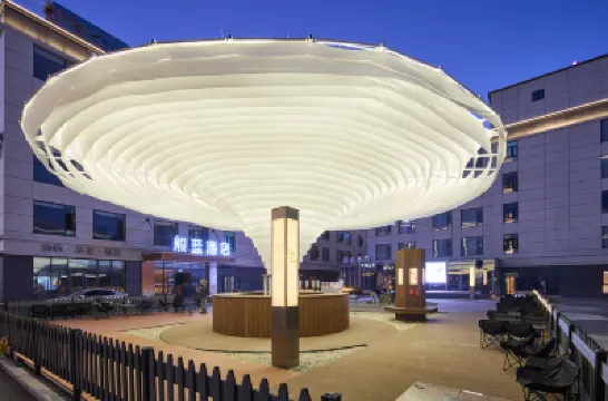 Banlan Hotel (Tashkurgan Jincao Tan Scenic Area Branch) Hotels in 