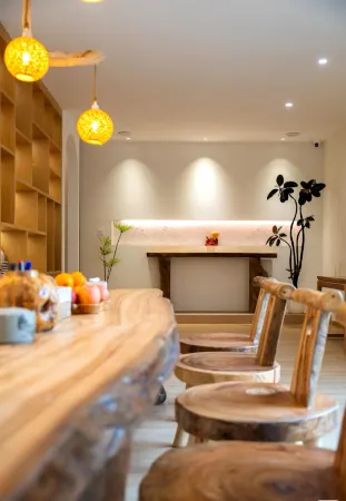 Mount Wutai Complete Perfect Inn Отели рядом с достопримечательностью «Dabai Tower»