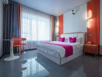 Starry Sky Cinema Homestay (Qingzhen Shengyuan Xintiandi) Hotels in Qingzhen