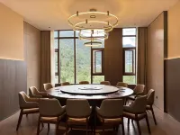 Zi Zai Guangwu Qiju Hotel (Guangwu Mountain Branch) - موقف سيارات