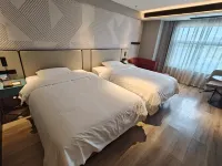 潮漫飯店（汕尾二馬路美食街店） 汕尾住宿飯店