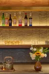 Wantu·Daiwang Neighbourhood Courtyard Homestay - С баром