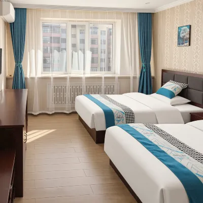 Manzhouli Qiju Business Hotel (Zhongsu Pedestrian Street) - 2-Star
