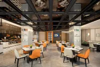 Hilton Garden Inn Zaozhuang Lunan Water City - parking