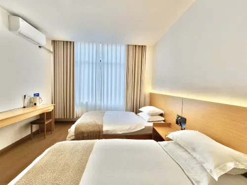 WanHong Hotel (Duola Sacred Mountain)