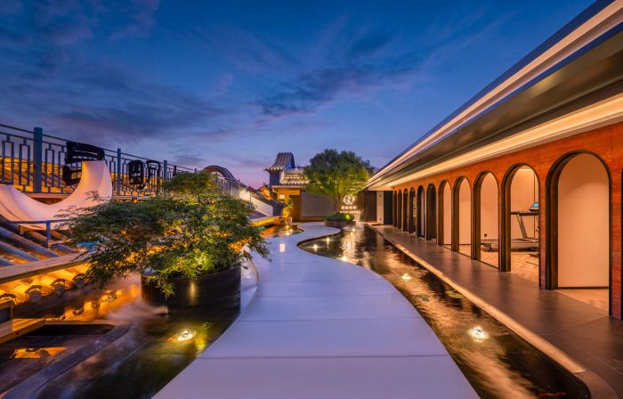 Zhiyu Hotel(Cuihu Store, Kunming Old Street)