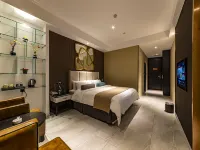 Kangding Liwan Yabuda Hotel Hotels in Kangding