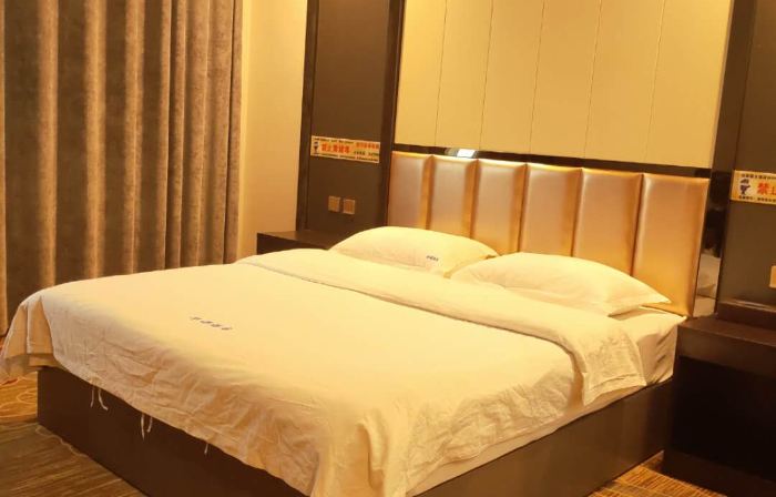 Holiday Inn Chabu Charhuadu