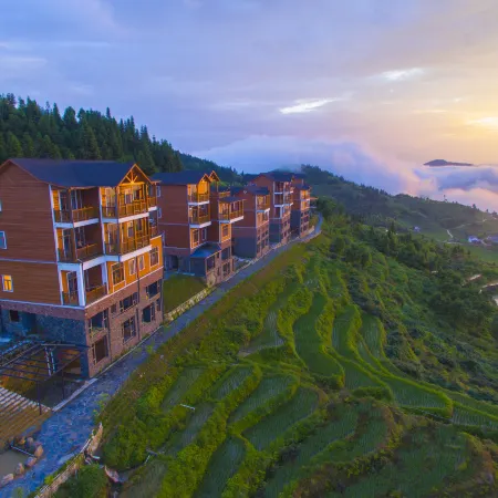 Xupu Star Cloud House Homestay