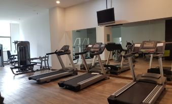 Crown Regency Serviced Suites