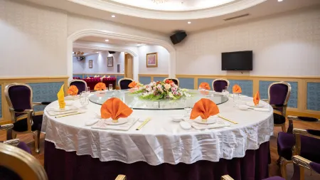 Federal Hotel Отели рядом с достопримечательностью «Yearning Tea Plantation Tourist Attraction»