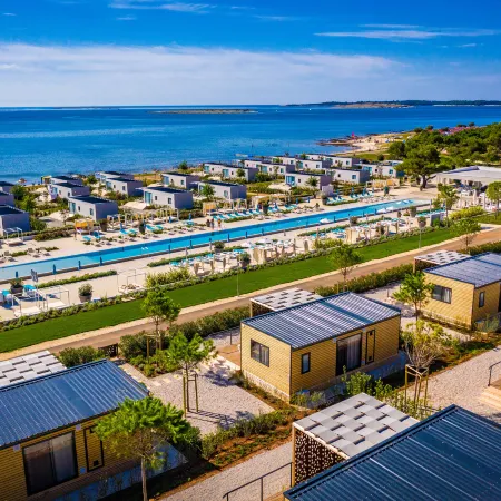 Arena Grand Kazela Camping Homes