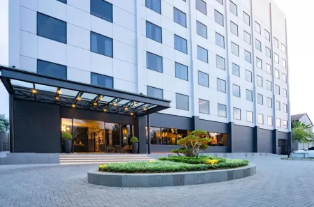 Aston Cilegon Boutique Hotel Отели в г. Purwakarta