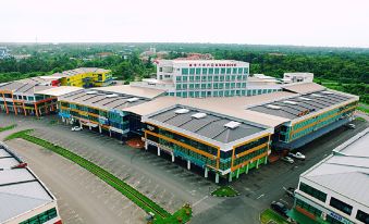 Li Hua Hotel Mukah