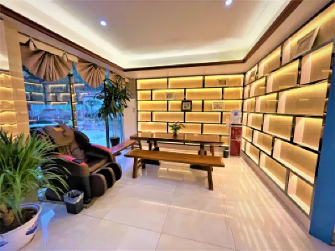 Wanli Hotel Hotels near Qinzhou Normal College for Childhood Education