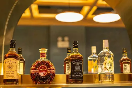 Baojing Grand Mushang Hotel