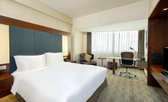 Holiday Inn Shanghai Pudong