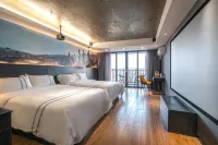 Lingao Huaerdun Movie Theme Hotel
