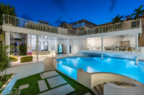 Sanya muguang · Luyin design beautiful house