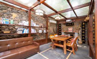 Floral Hotel · Taishan Heju Hotel