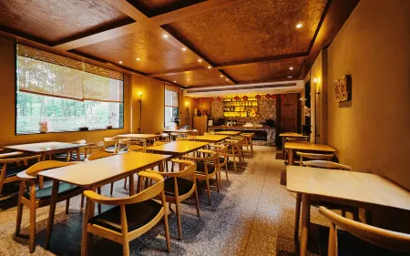 Zaifu Shanfang Hotel Отели рядом с достопримечательностью «Jiangxi Ming and Qing Ancient Dwelling Expo Park»