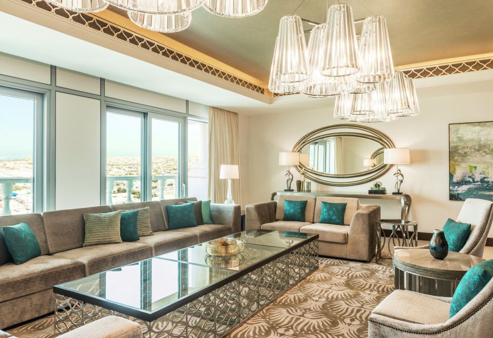 5. 힐튼 두바이 알..