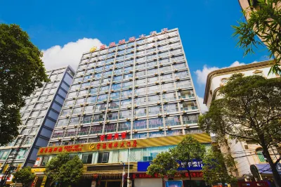 Kunming Baohai Pearl Grand Hotel (Baicheng Railway Station) Hotel di Kunming Internasional Convention and Exhibition Center